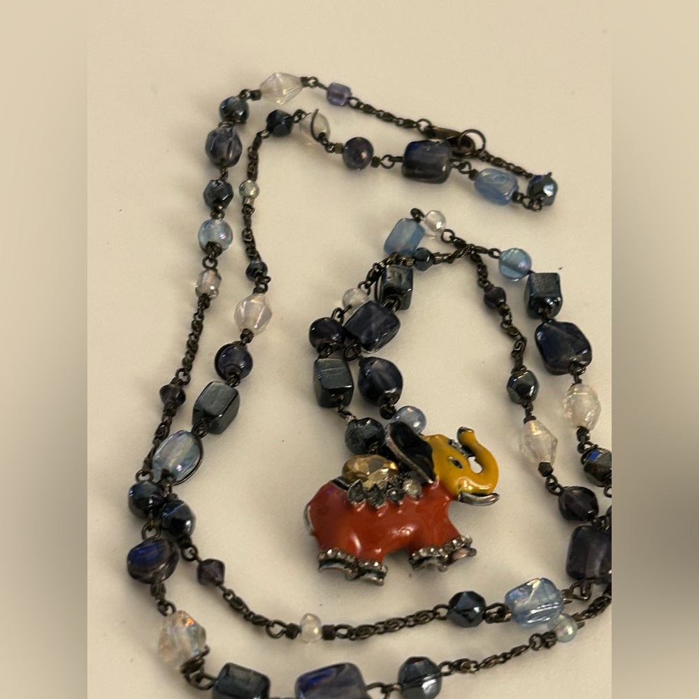 Necklace vintage blue Art Glass enameled Elephant red yellow black crystal beads - Picture 3 of 12